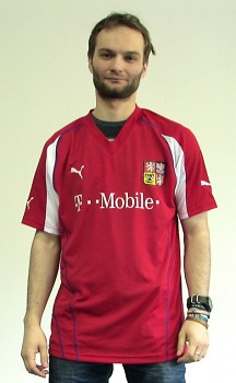 Fotbalový dres české reprezentace Puma VÝPRODEJ, velikosti: L